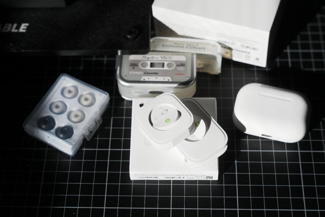 ガ*ビ様 AirPods Pro 第2世代 本体 付属品付き