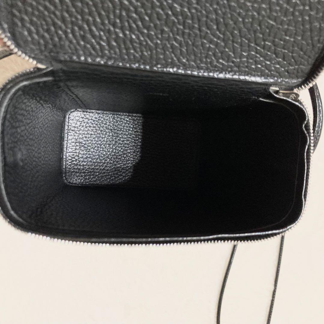 Aeta ボックスショルダーバッグ　ブラック　レザー