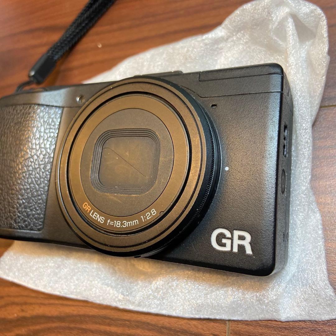 RICOH GR デジカメ ほぼ新品 4934