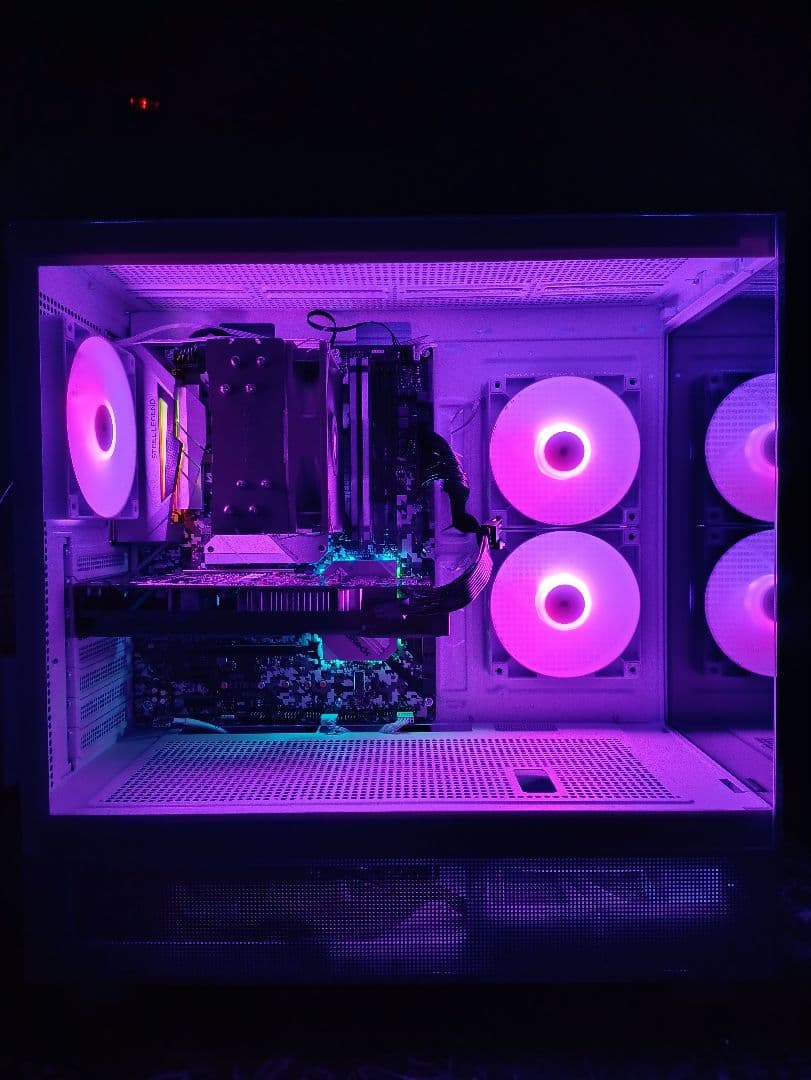 爆速！動作品 Ryzen9搭載ゲーミングパソコン ホワイト