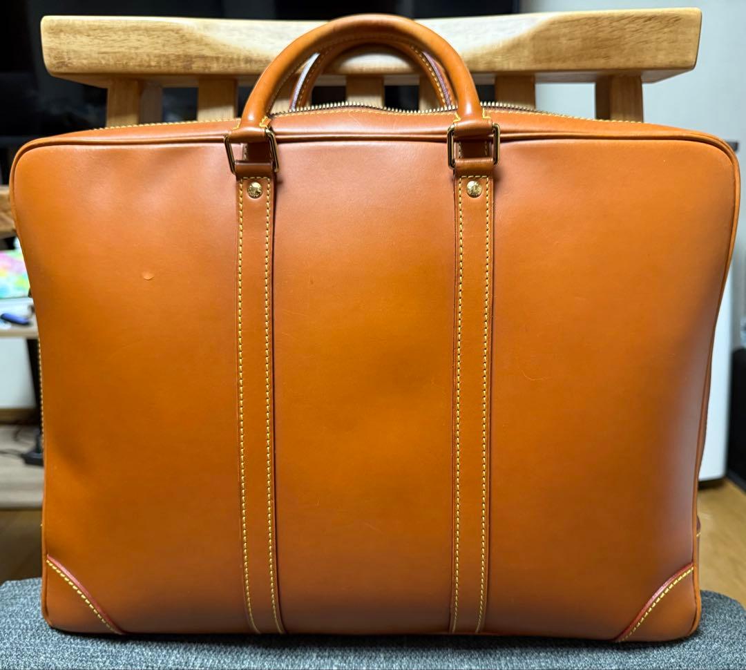 【超希少】ルイヴィトン ポルトドキュマン ノマドレザー