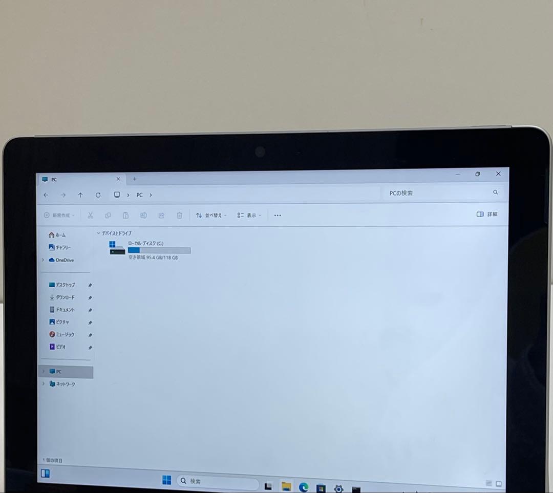 #402 Microsoft Surface Go モデル1824 8GB