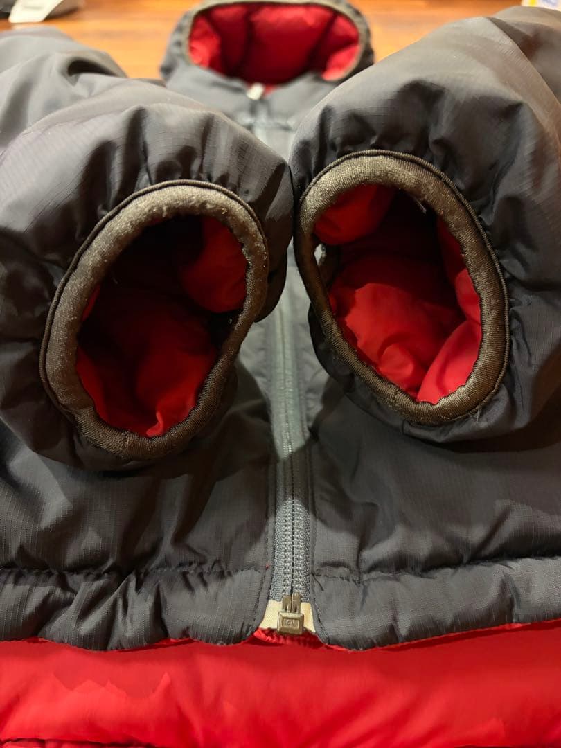 MILLET ミレー　ダウン　旧タグ　サイズM チャコールグレー　レッド