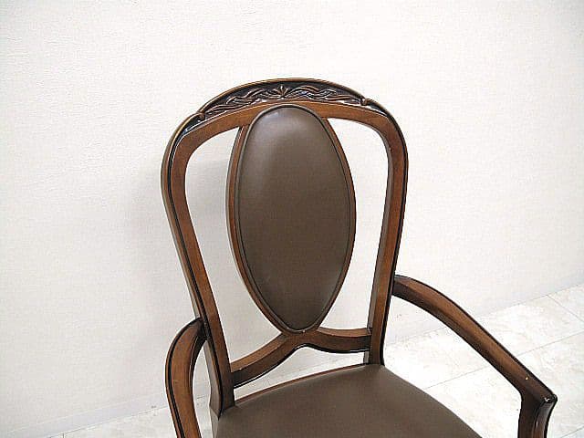 マルニ木工「ブリタニア」英国クラシック様式ダイニングチェア　　椅子　アームチェア