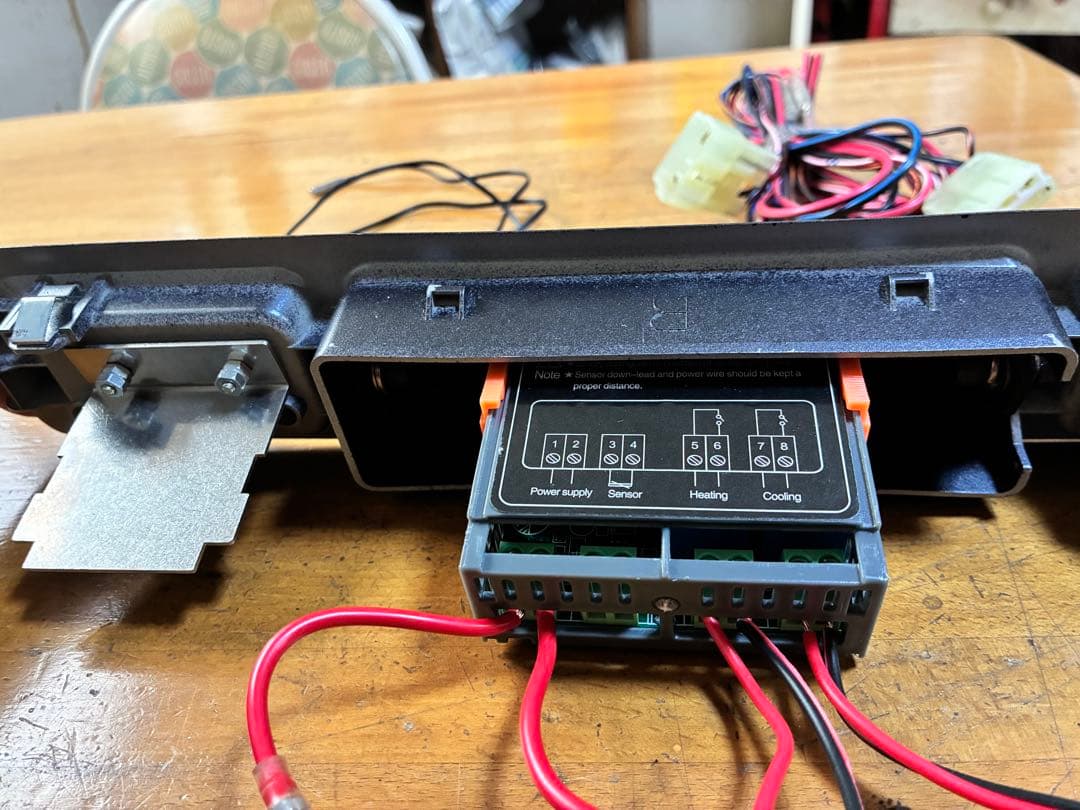 ハイエース　リアヒーター移設　温度調整コントロールキット　セミオート化