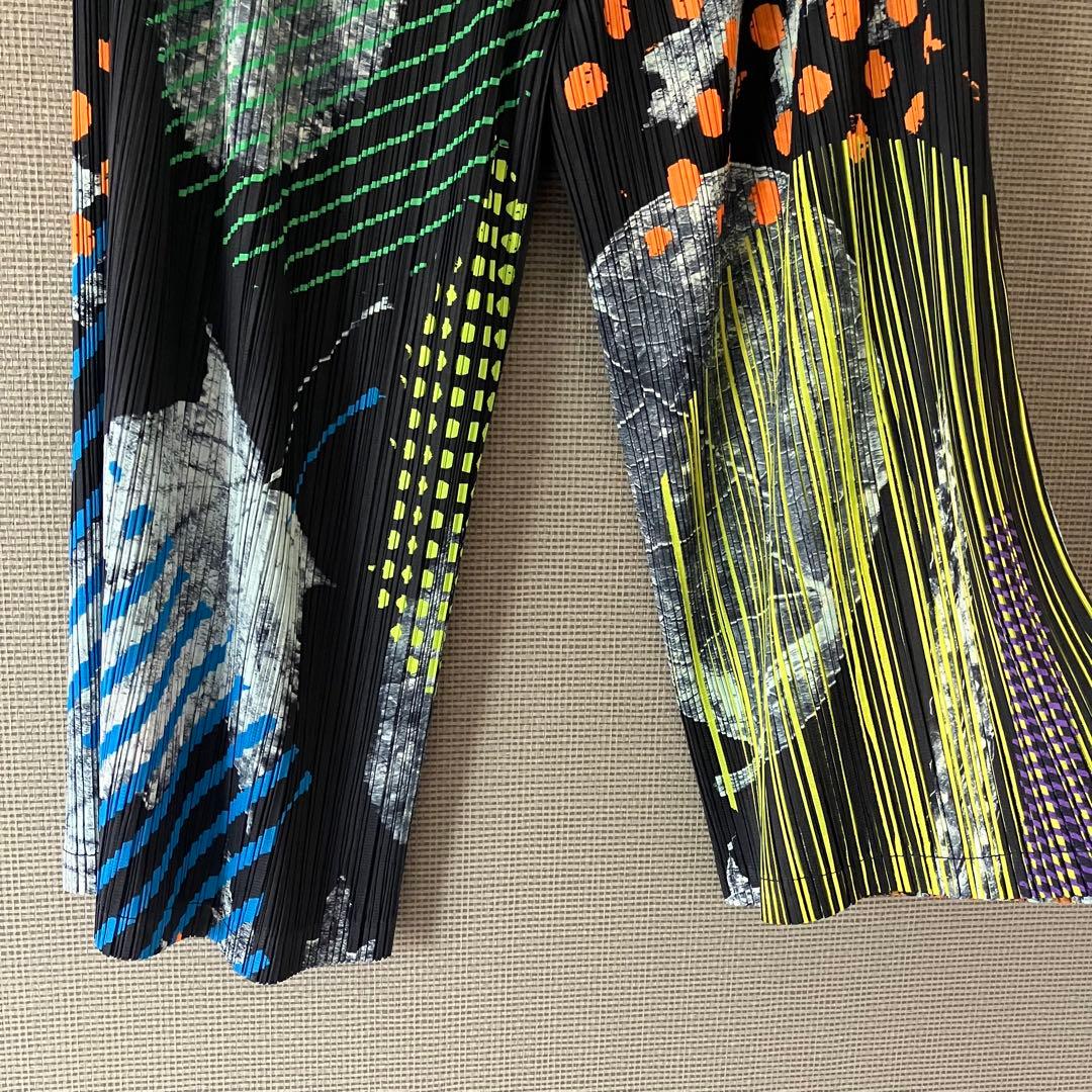 希少　極美品　プリーツプリーズ　マルチカラー　ワイドパンツ　ガウチョパンツ　2