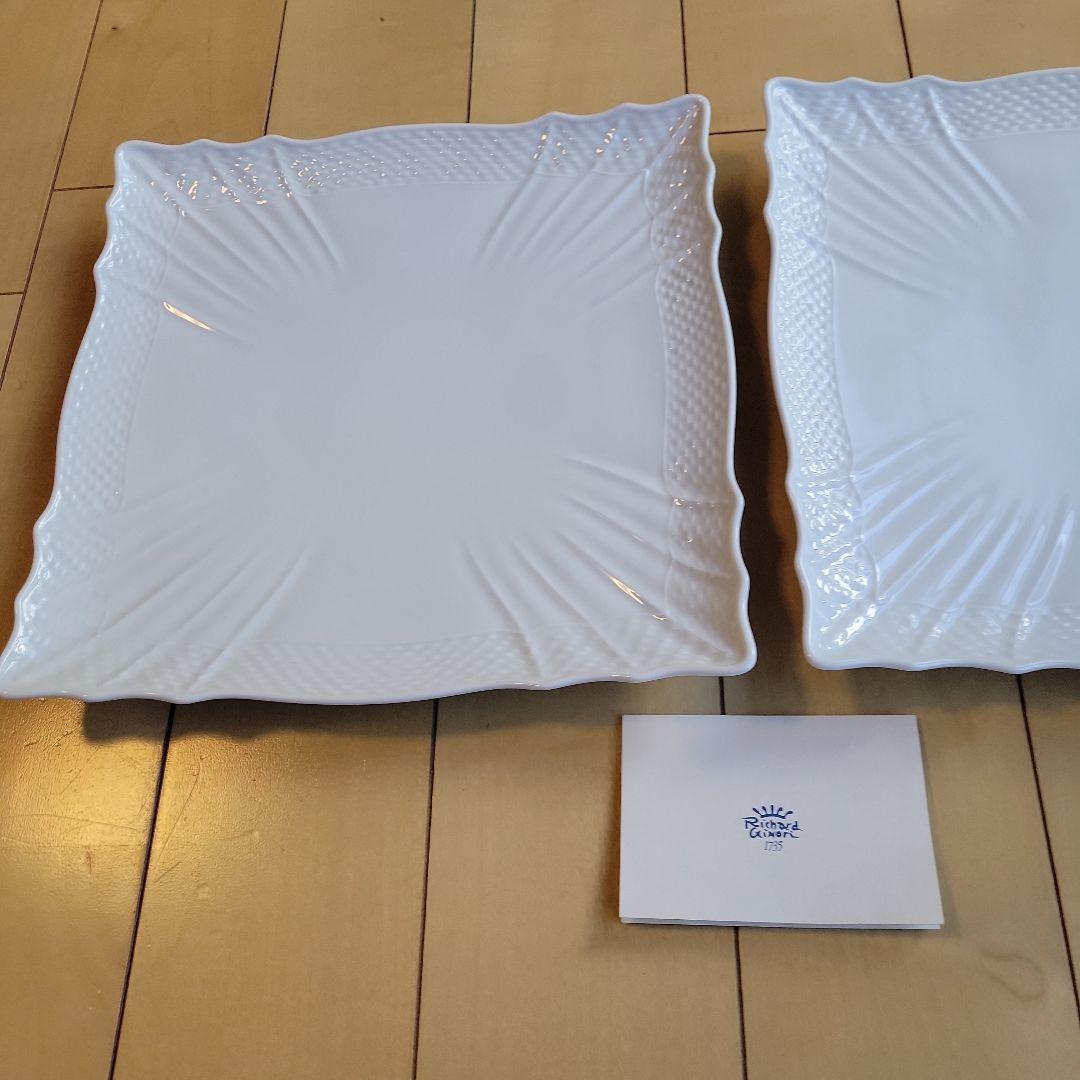 リチャードジノリ　ベッキオホワイト　スクエアプレート２枚