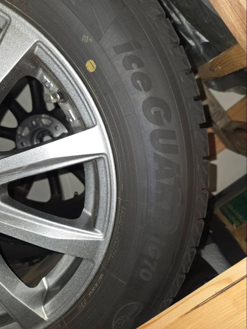 みゆりん専用:スタッドレスタイヤホイ一ルセット