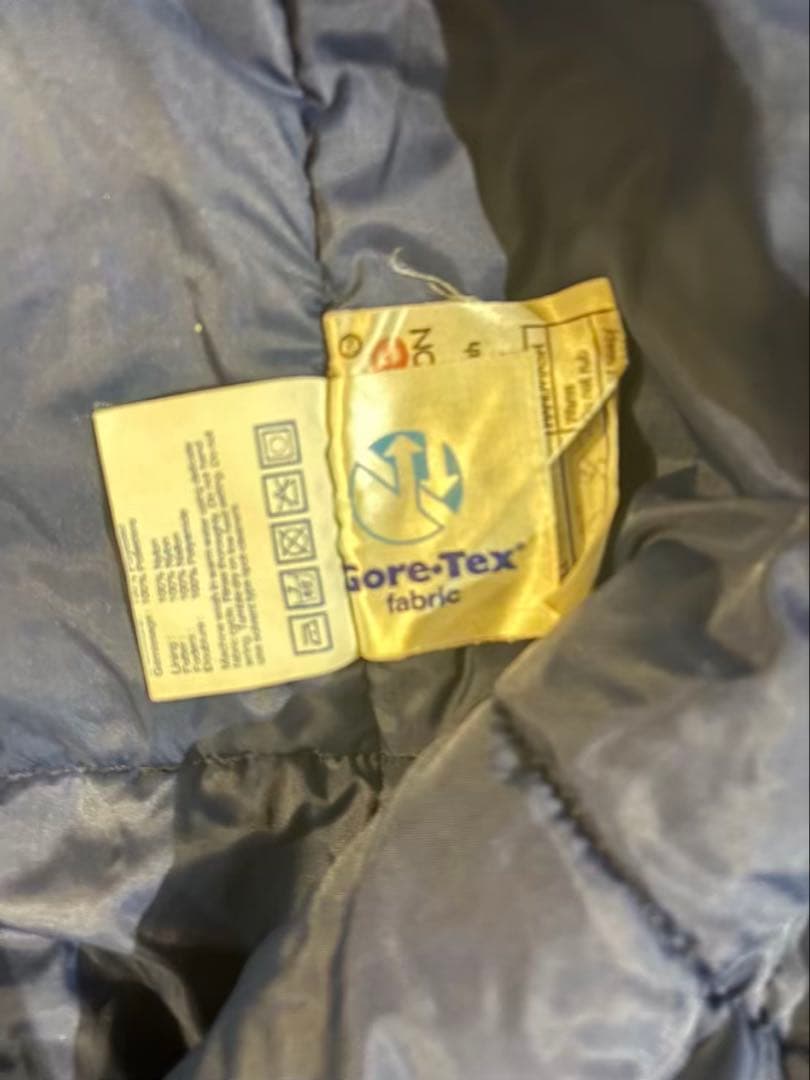 293 Berghaus 90s 英国製GORE-TEXマウンテンネイビーブルー