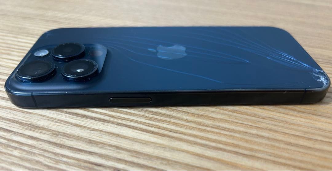 スマートフォン本体 iPhone 15 Pro 256GB