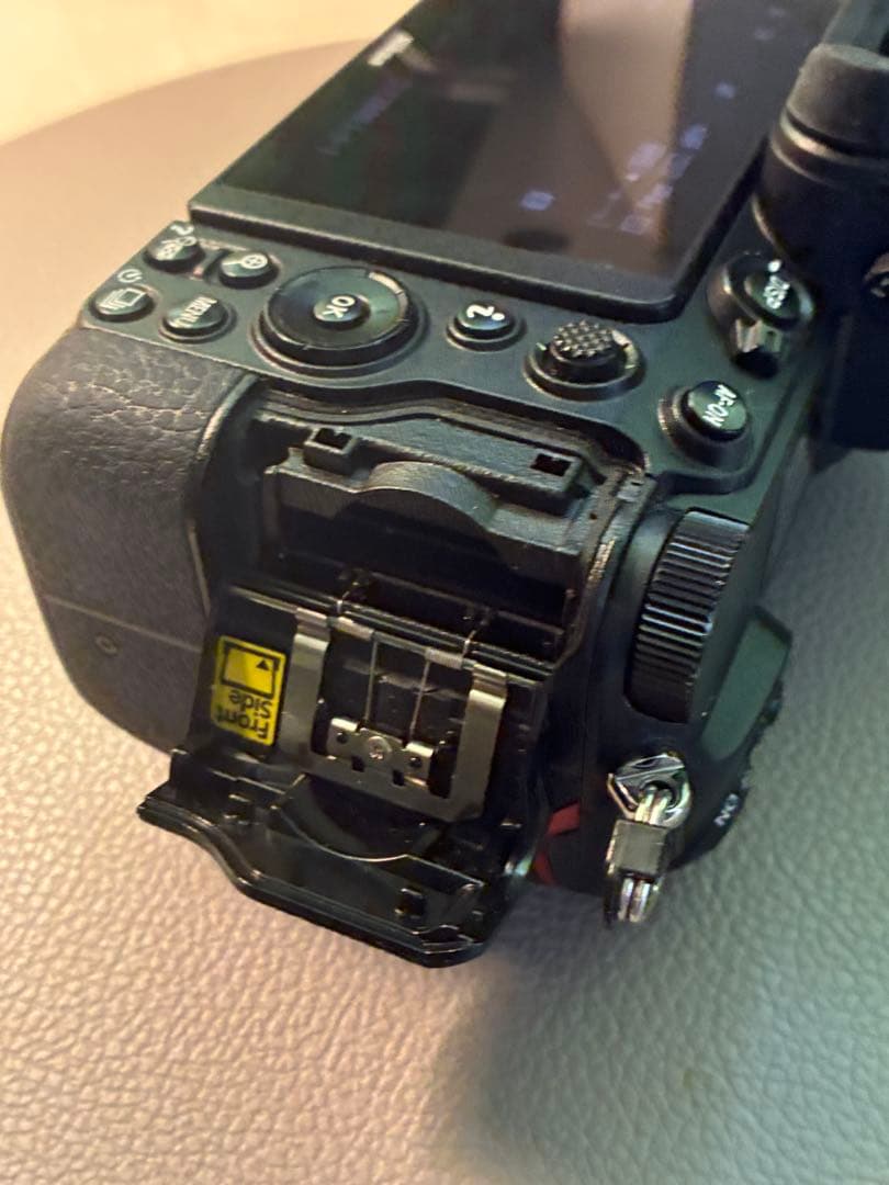 Nikon Z6❗️ミラーレス一眼カメラ 本体