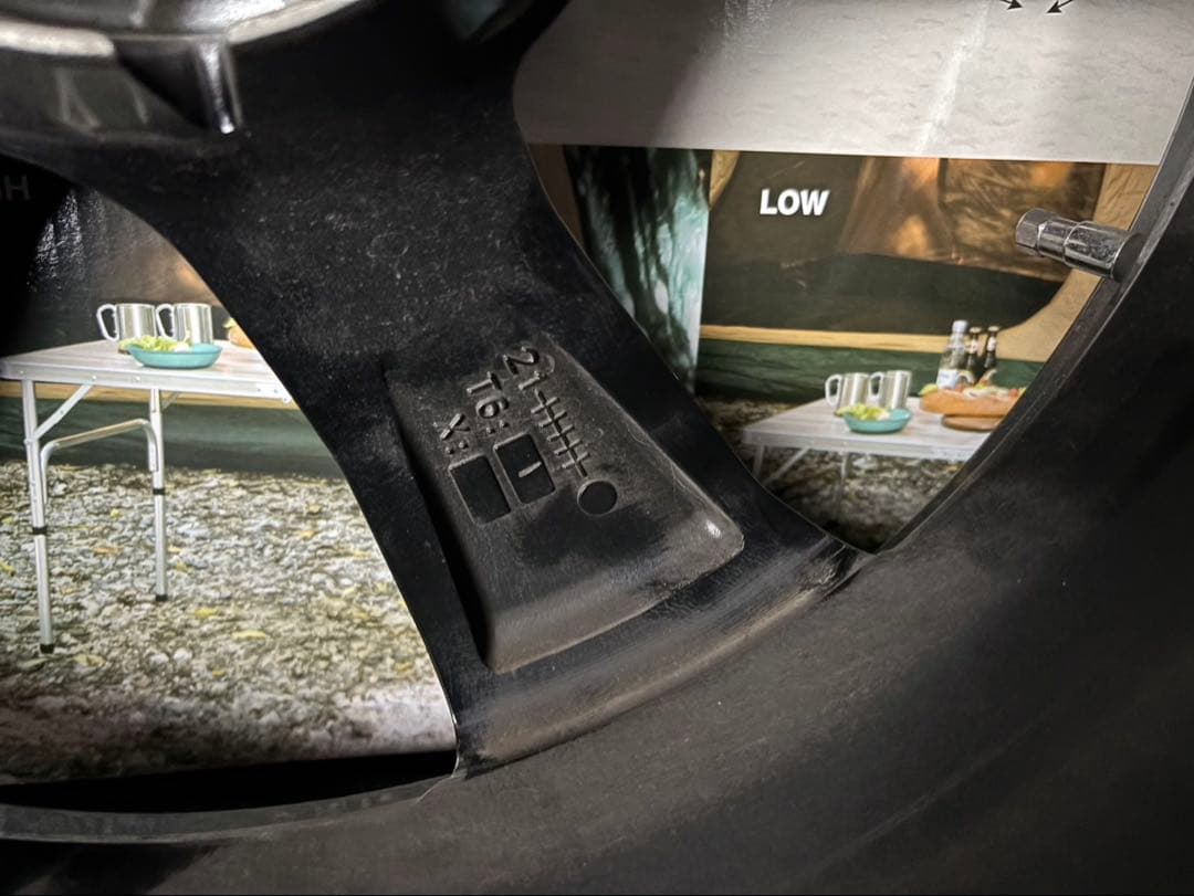 アウディ　スタッドレスタイヤセット　18インチ