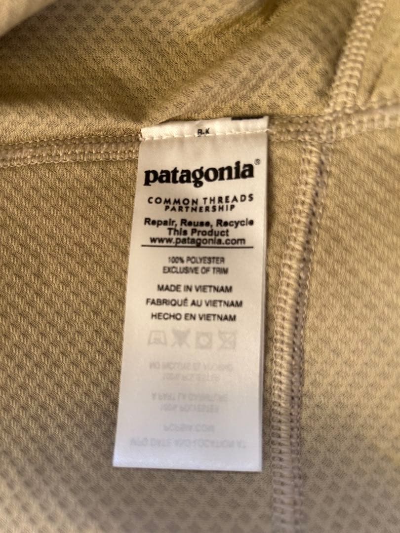 patagonia フリースベスト ベージュ/ブルー