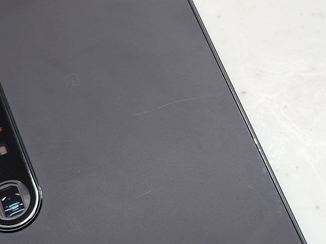 Xperia1Ⅳ　au版　純正ケース付き