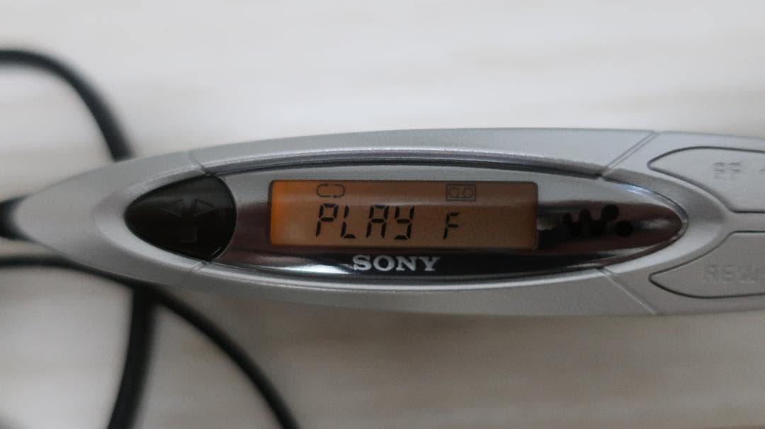 【ジャンク品】SONYVカセットWALKMAN WM-EX921