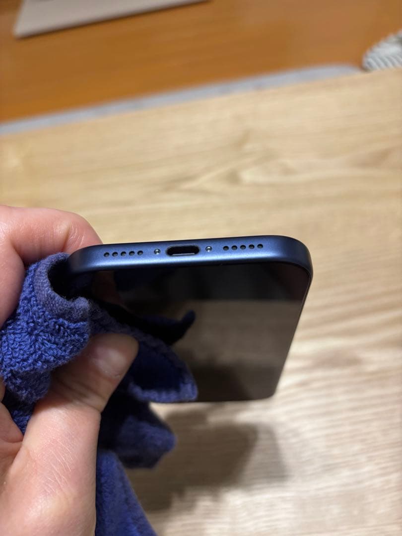 【美品】iPhone17pro 256GB SIMフリー　ディープブルー