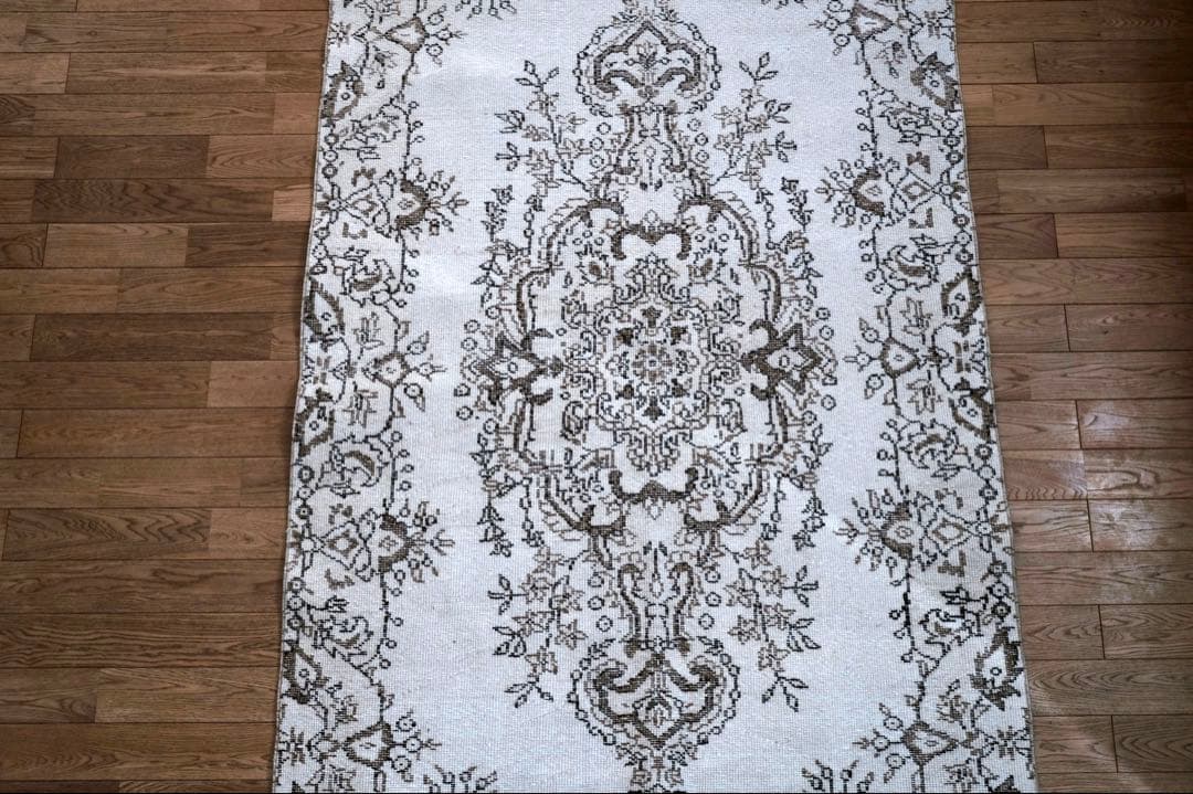 Vintage Turkish Rug トルコラグ モノトーン グレージュ ラグ