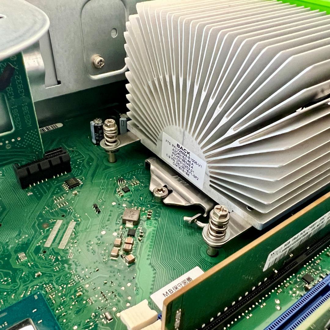 【Ubuntu搭載】富士通 i5-7500/16GB/SSD デスクトップPC