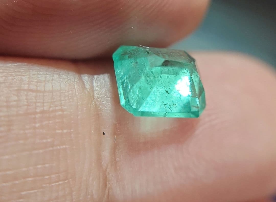 天然エメラルド ルース 1.646ct