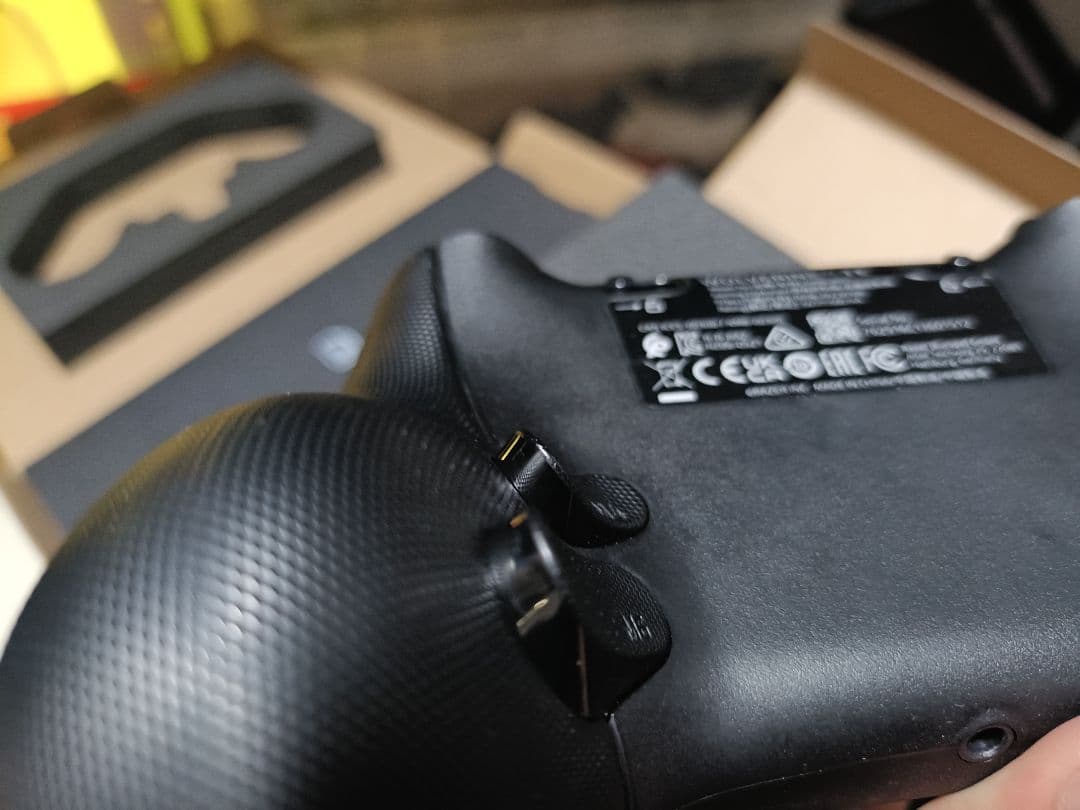 PC用ゲームコントローラー・コンバーター Razer Wolverine V3 Tournament Edition