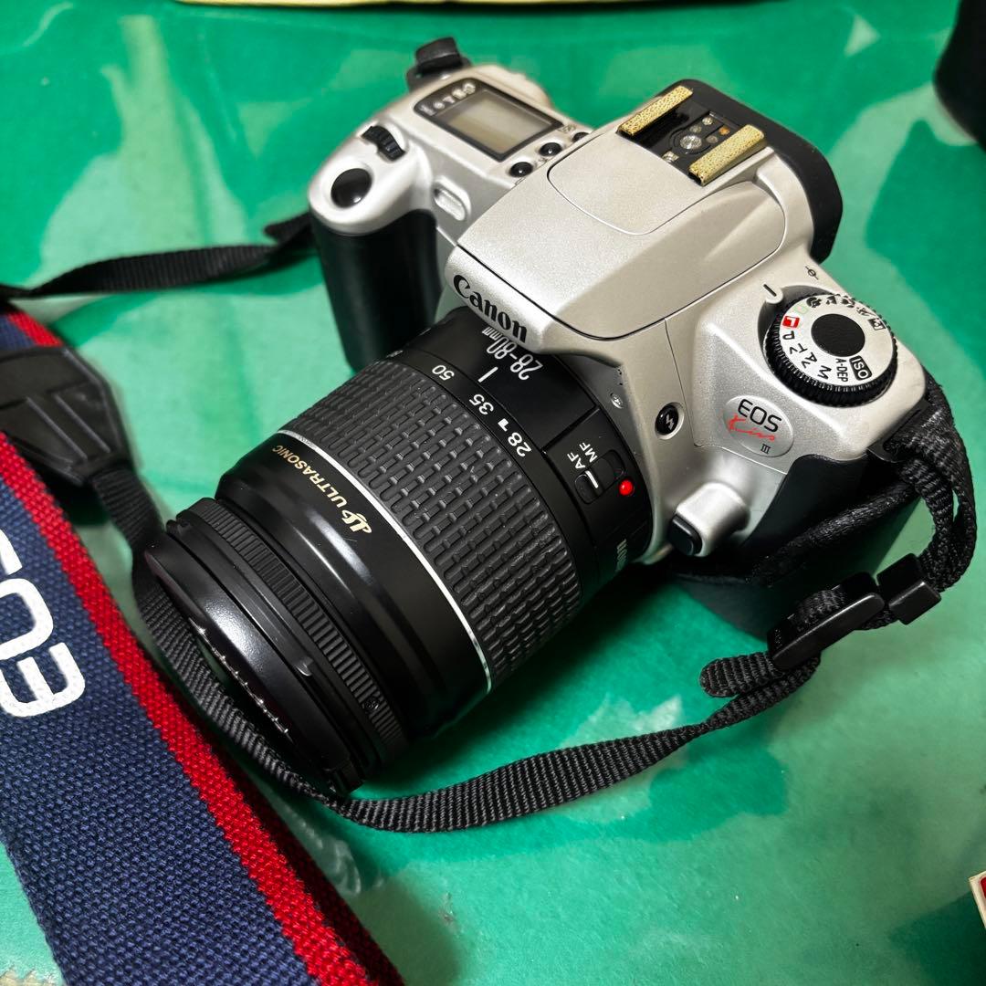 Canon キャノン　EOS Kiss 3 ケース　取扱説明書付