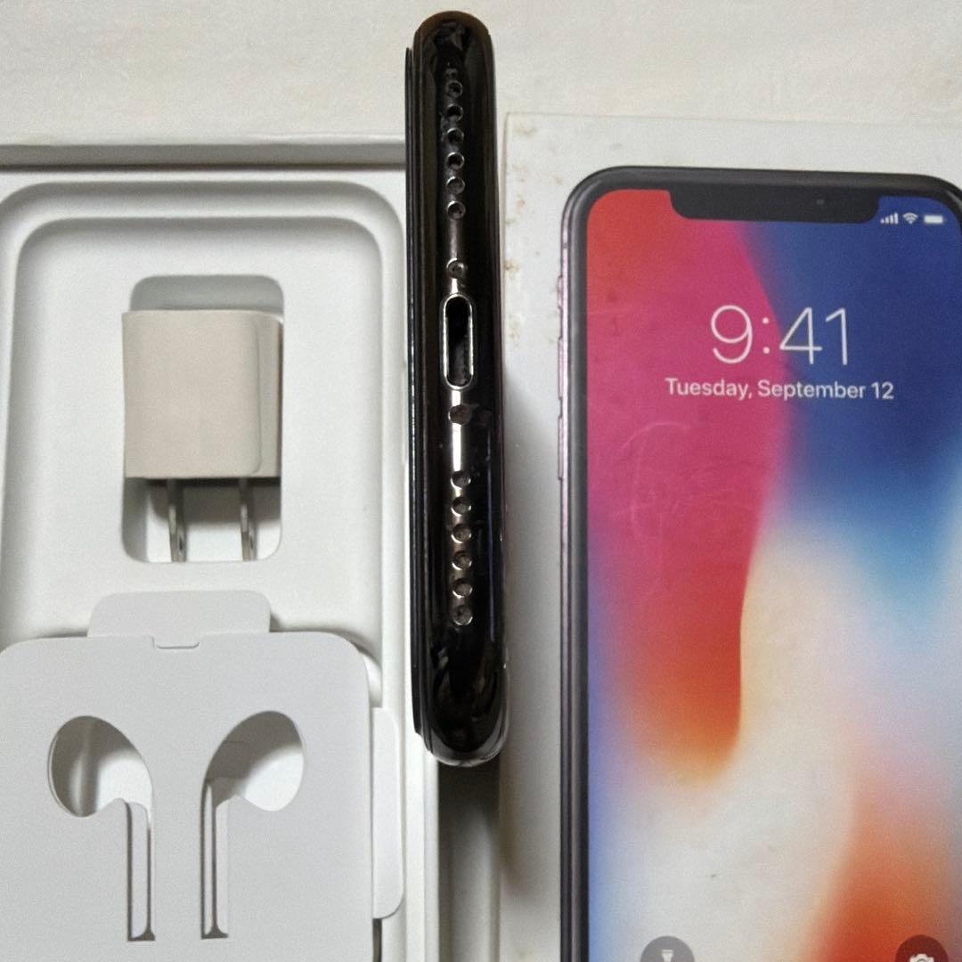 iPhone X 64GB ケース付き フィルム付き　元箱あり　バッテリー交換済
