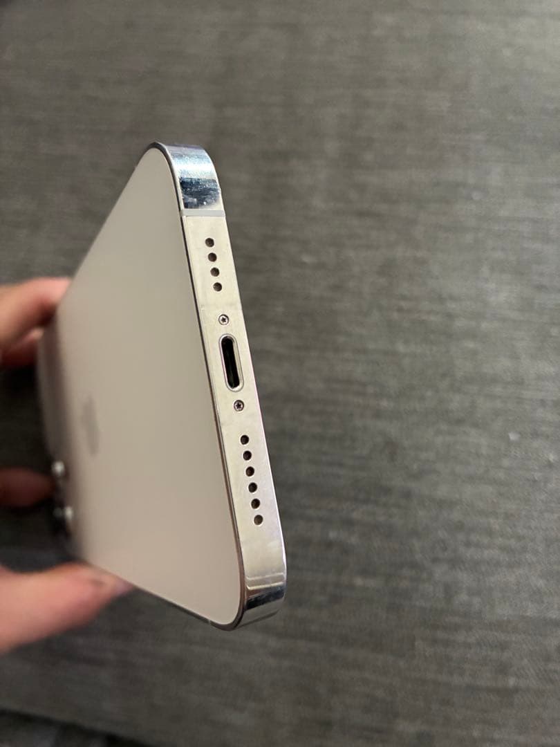 かんな【美品】Apple iPhone12 ProMax 128GB 本体