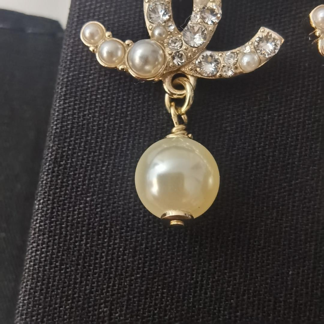 シャネル パール ピアス