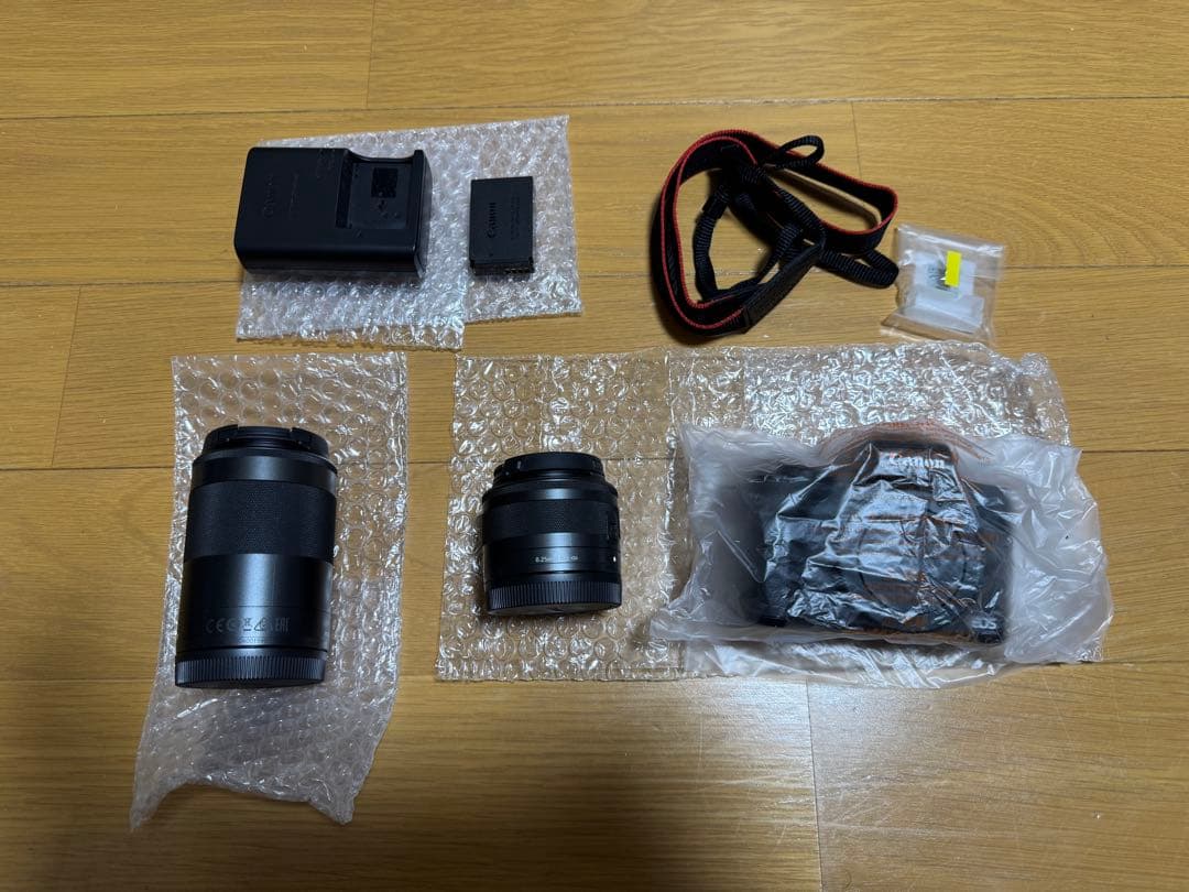 Canon EOS Kiss M2　ダブルズーム