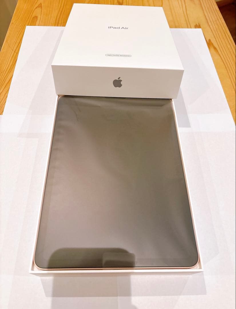 Apple iPad Air 第4世代　Wi-Fi 64GB ローズゴールド