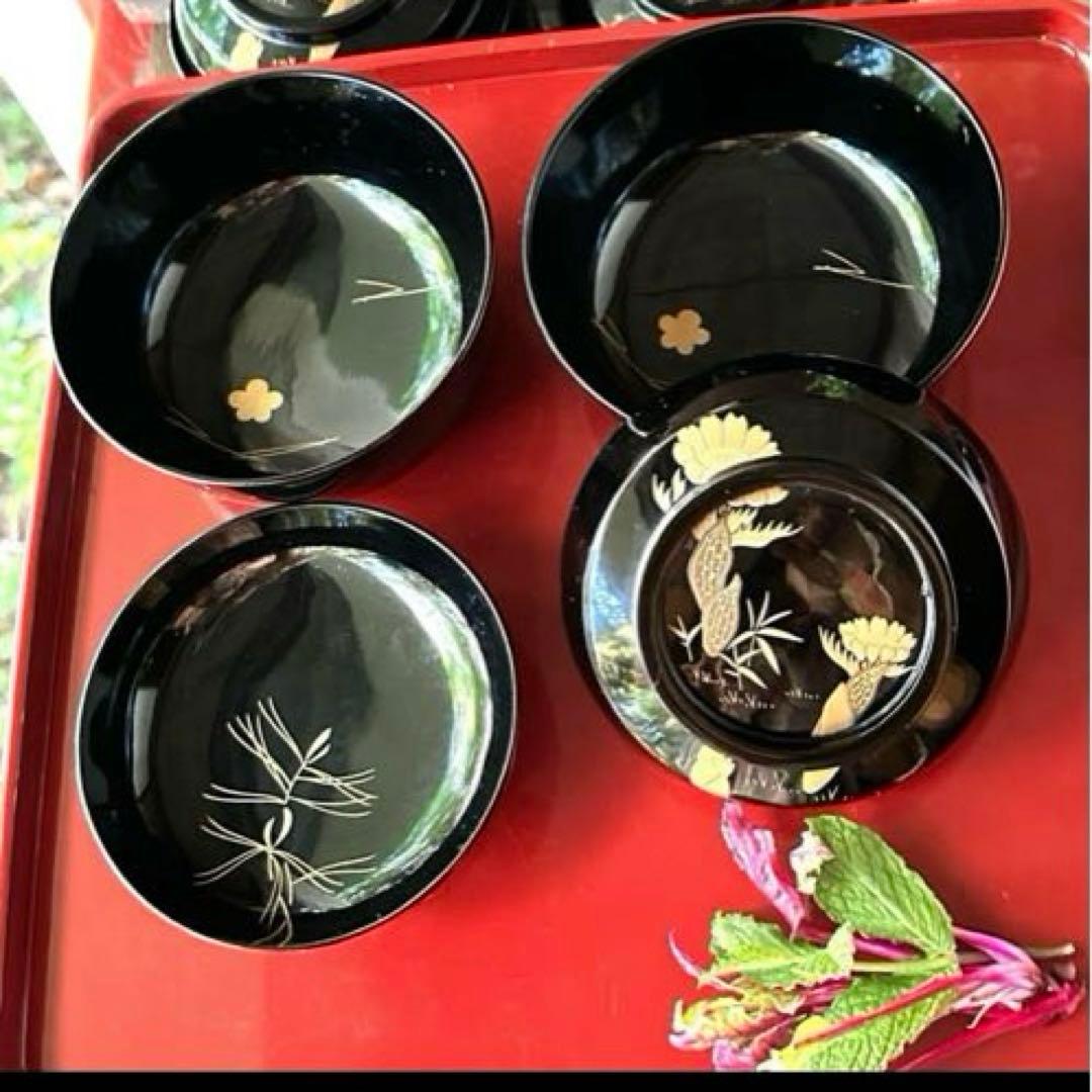 感謝お嫁入り‼️明治39JAPAN蒔絵　福寿草&梅と松葉真塗り上黒椀　吸物椀5客