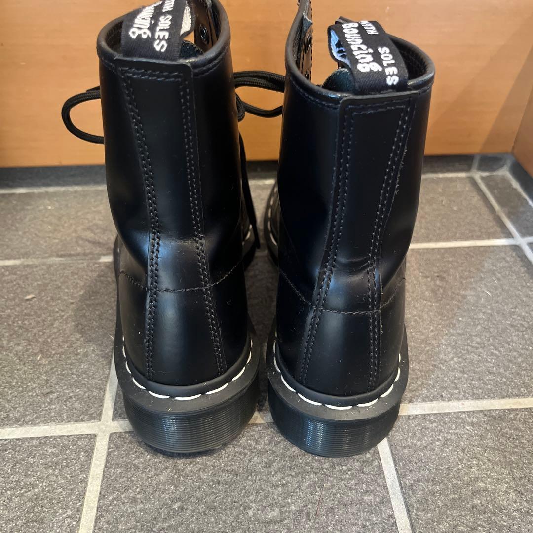 ドクターマーチン　8ホール