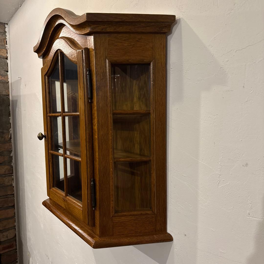 ヴィンテージ　ウォールガラスキャビネット