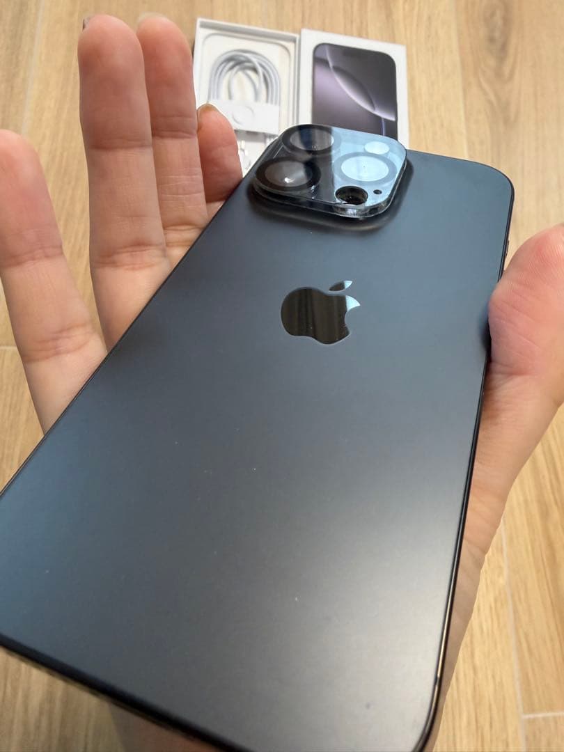 iPhone 16Pro 512ギガ ブラック 本体