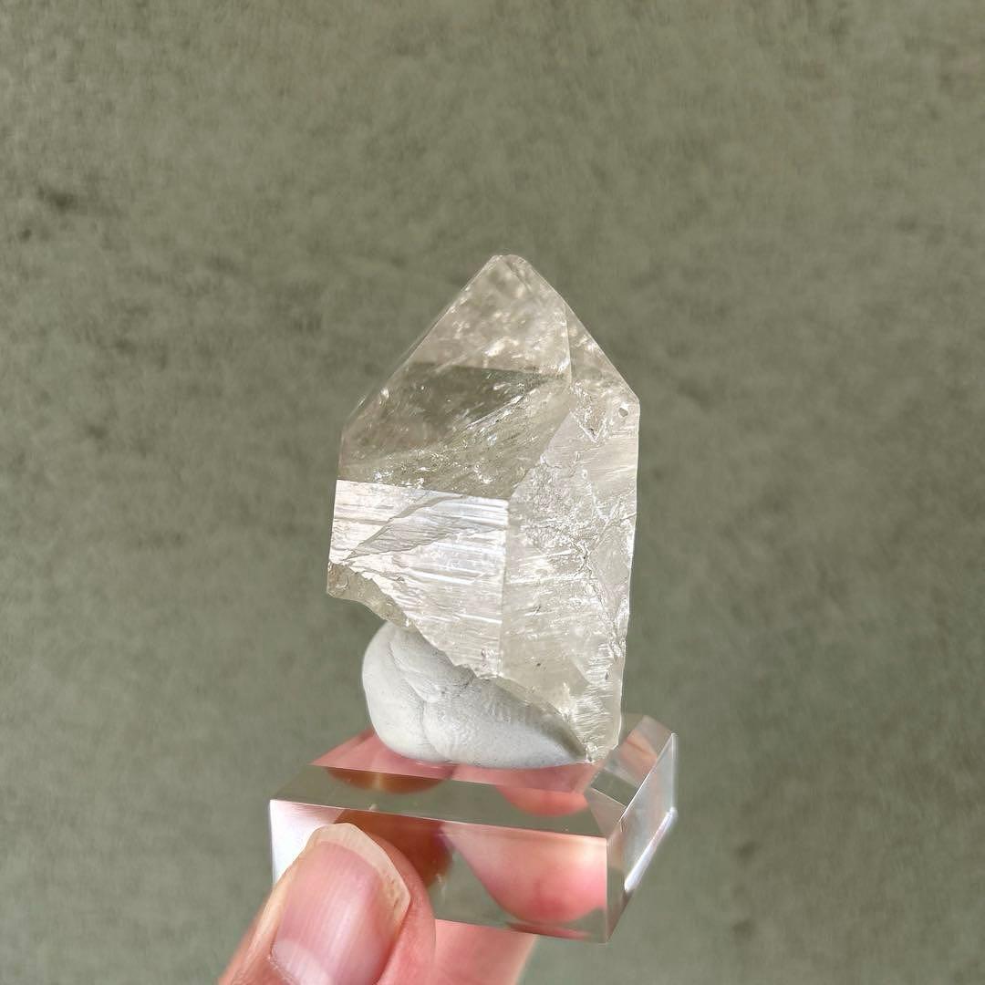 希少産地 ノルウェー産 水晶 ポイント アナテース共生