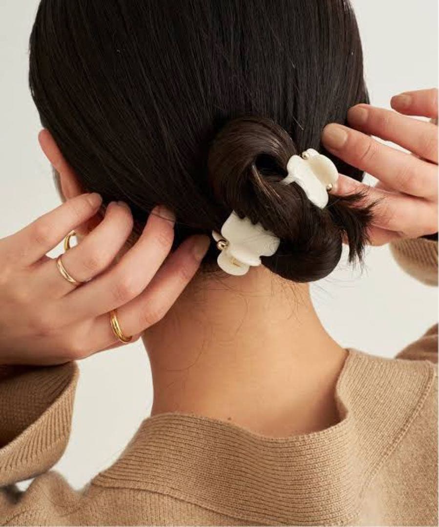 【新品】UNDO HAIRWARE ヘアクリップ　2点セット　NO.1