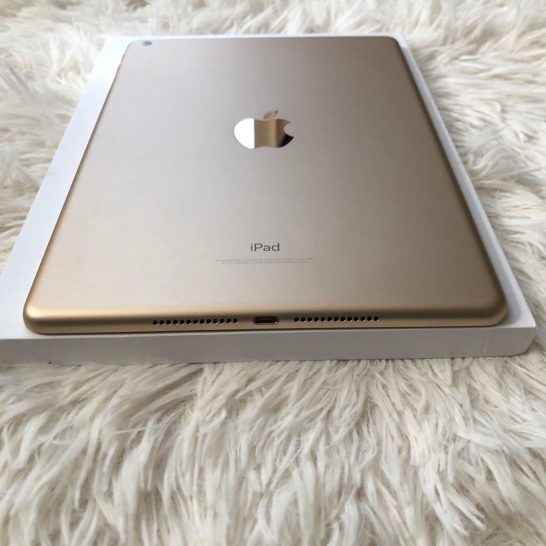 【完動品】iPad 第5世代 128GB Wi-Fi 【付属品】【すぐ発送】