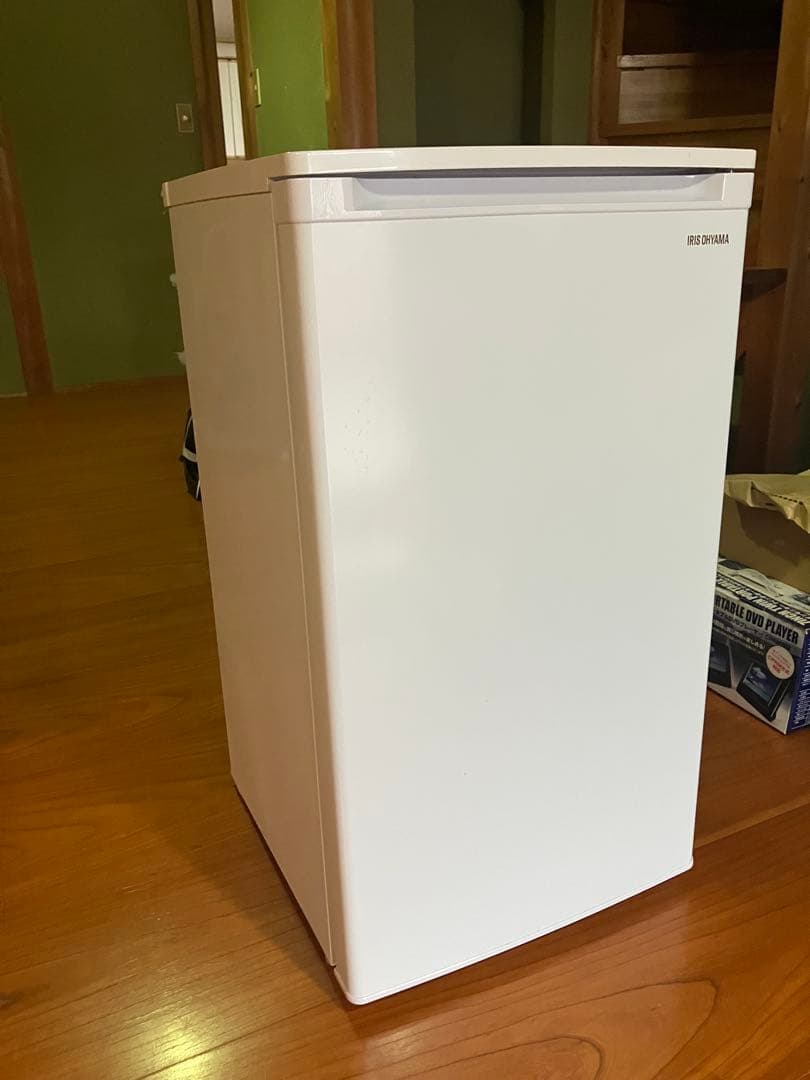 【美品、価格交渉有】IRIS OHYAMA ノンフロン冷凍庫 (容量60L)