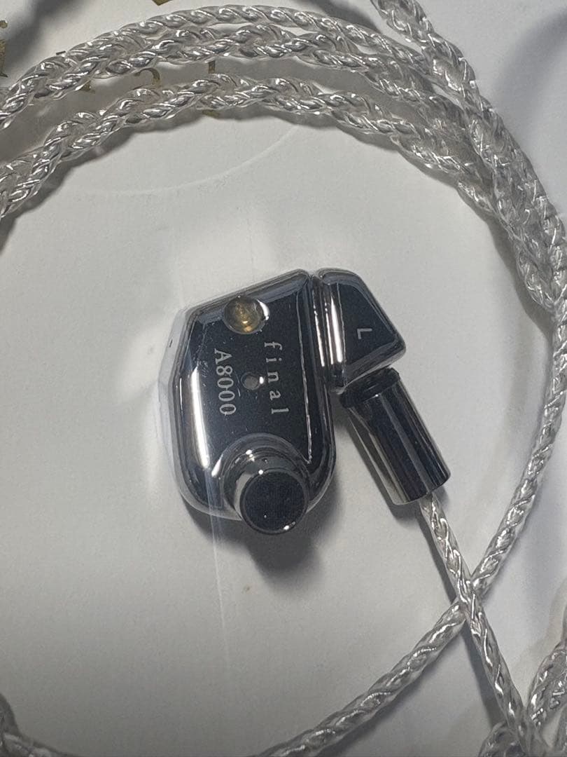 final A8000 純正ケーブル2種つき