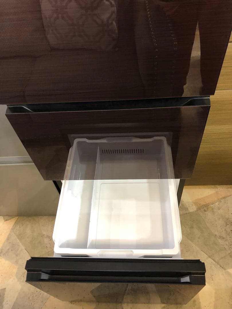 Hisense ハイセンス 冷蔵庫 HR-G2801BR 2019年製 282L