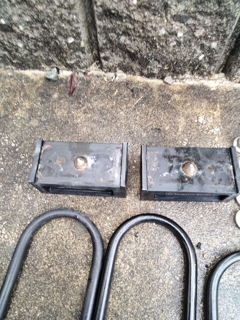 ハイエース　玄武　2インチ　ローダウン　ブロック