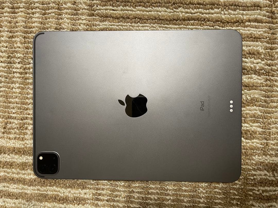 Apple iPad Pro 11インチ (第2世代) スペースグレー