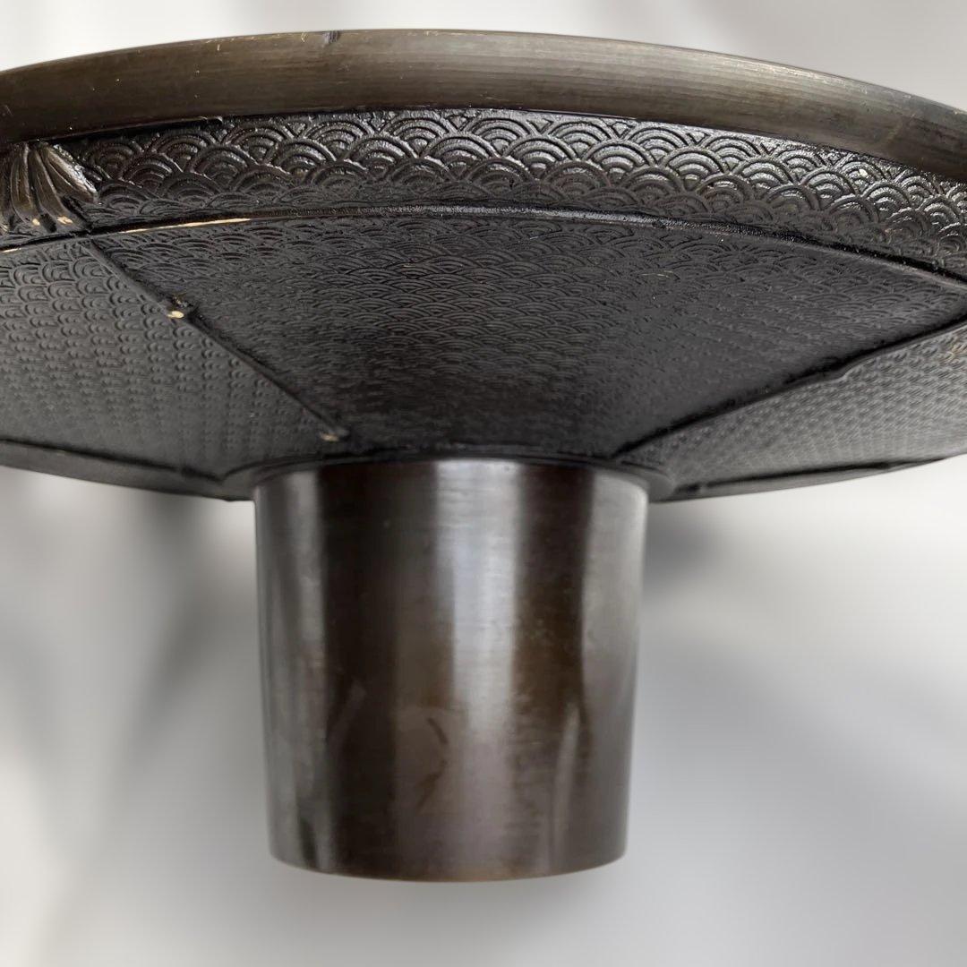 (432)珍しいレトロな金属製花生け道具のウスバタ、