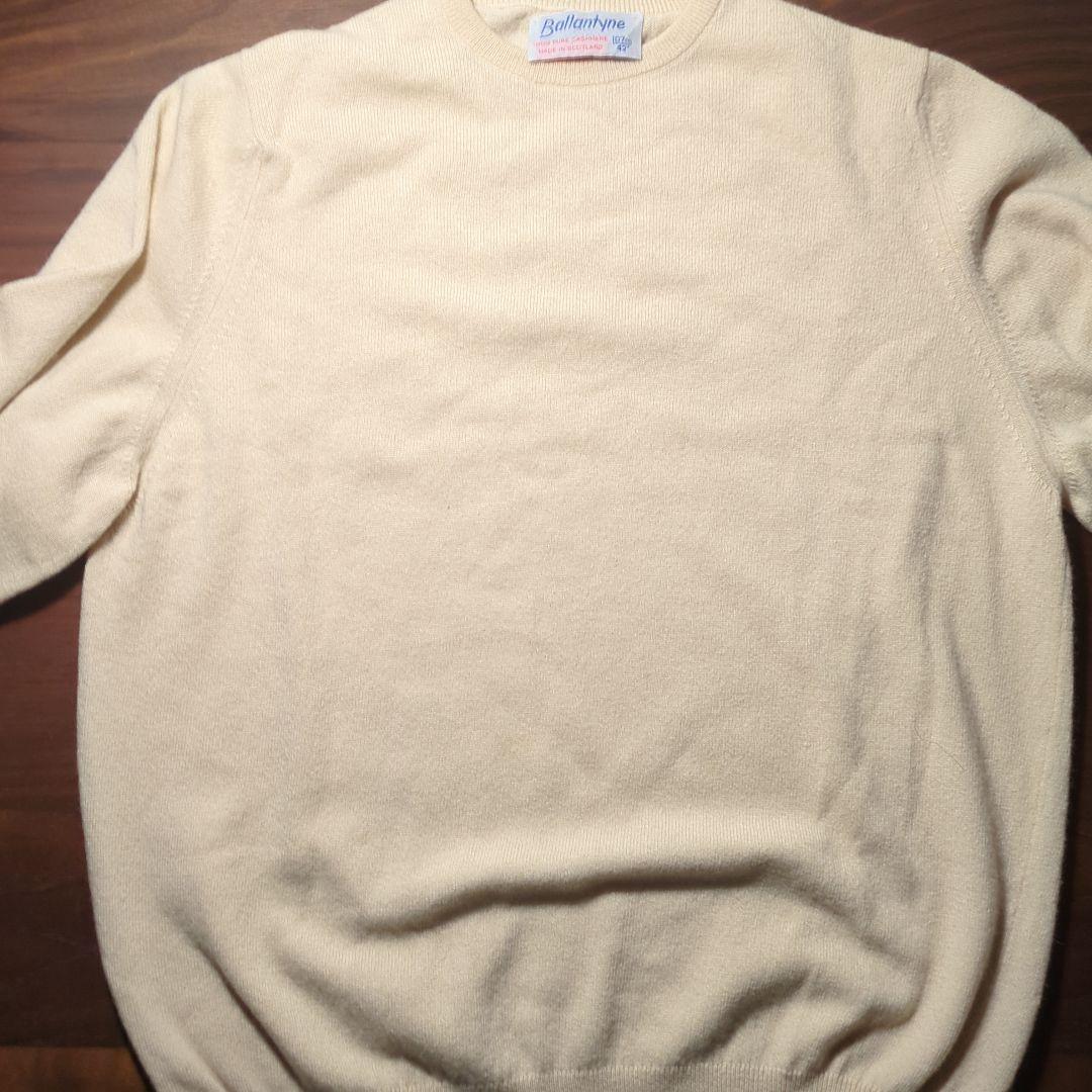 Ballantyne クルーネックニッㇳ、ホワイト系