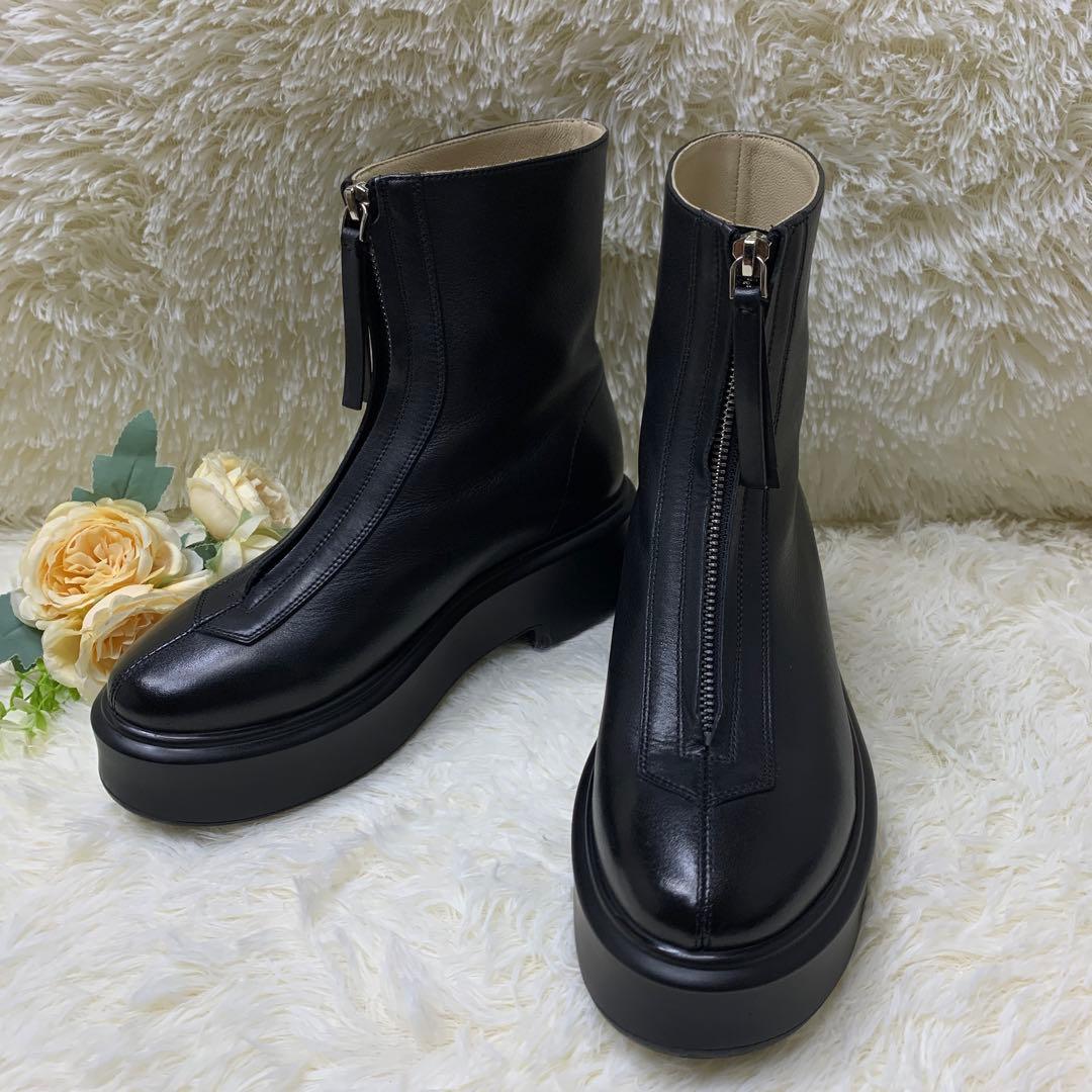 onTHE ROW Zipped Boot 1 ジップブーツ