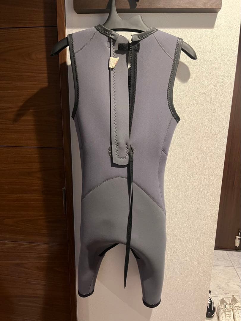 未使用 RASH ショートジョン M/L 湘南購入品　サーフィンインナー↓