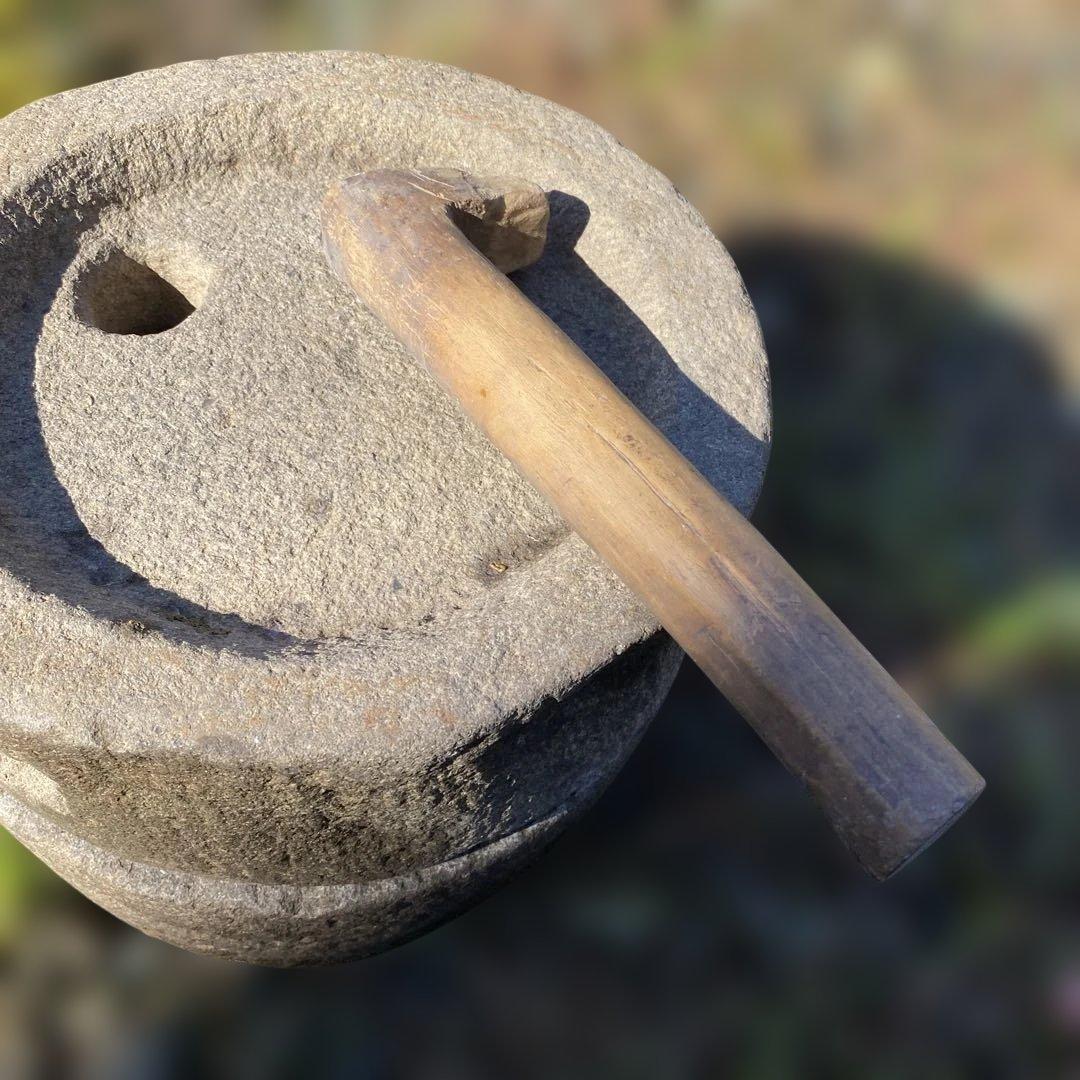 天然石製 石臼　直径約20cm 骨董　古民具