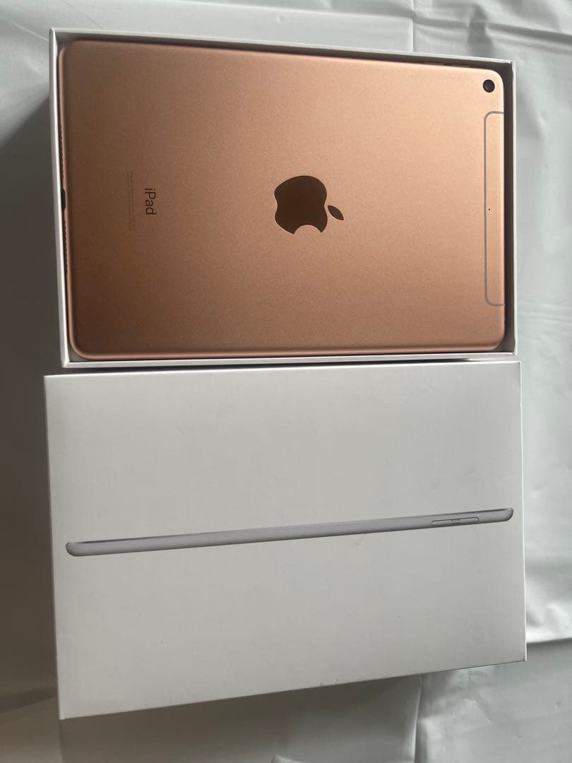IPad mini5 Wi-Fi+Cellular 64GBゴールドSimフリ-