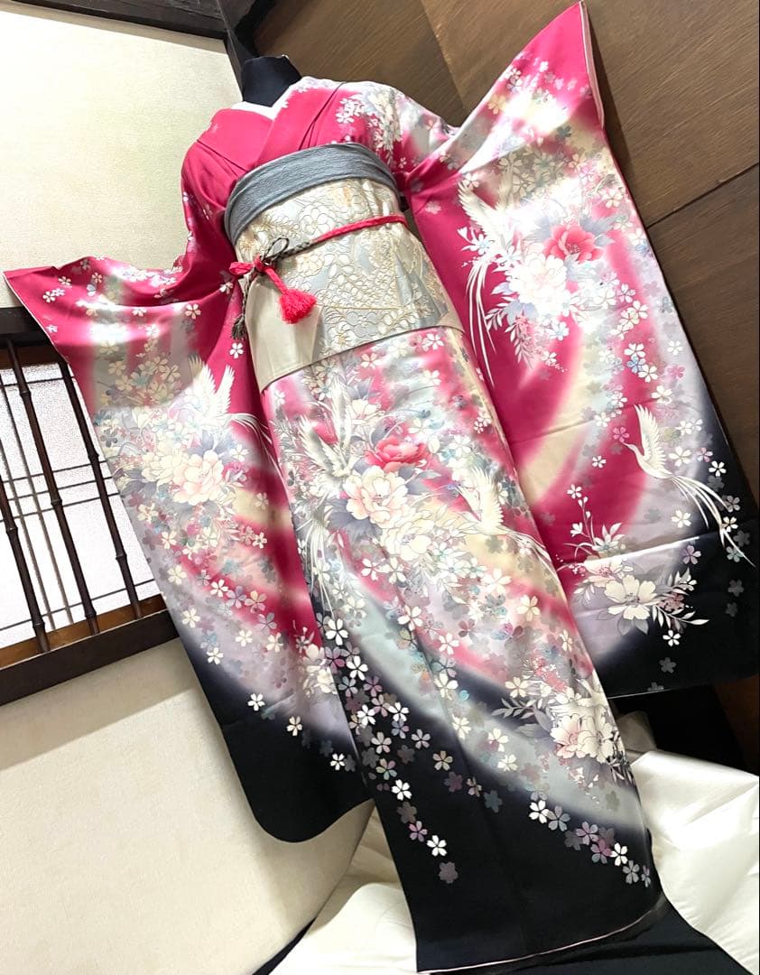 振袖 フルセット6点サイズM〜Ｌ熨斗吉祥花鳥蝶文　正絹売り切り終了