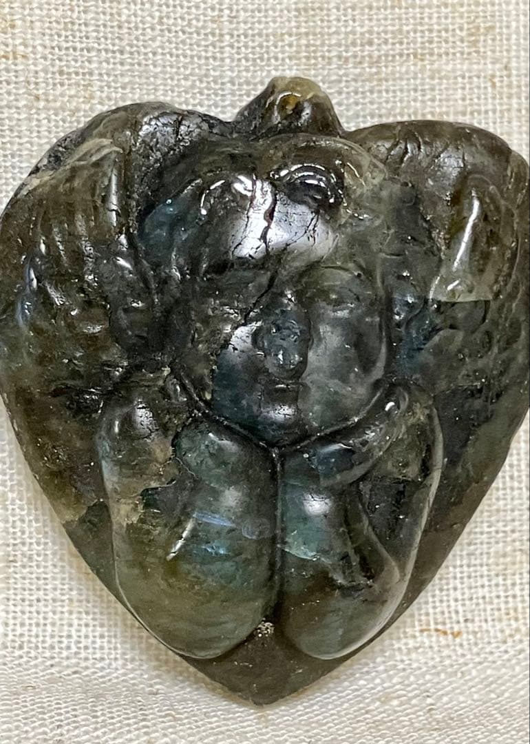天使の置物　天然石ラブラドライト
